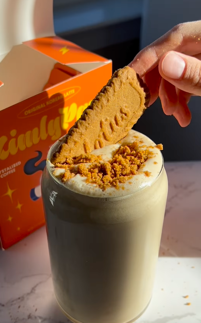 Biscoff Latte: Perfect Holiday with KimlyParc